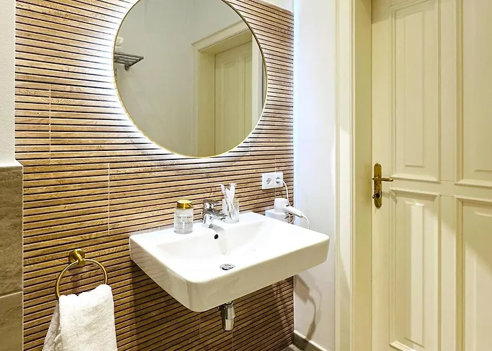 Romana With Terrace & Private Entrance Lejlighed