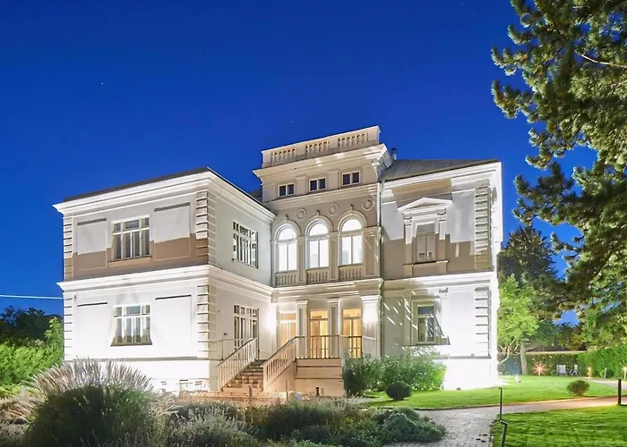 Romana With Terrace & Private Entrance